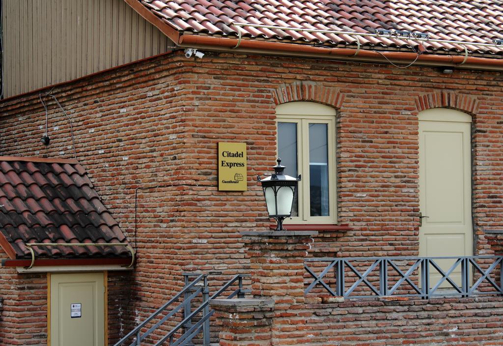 Hotel Citadel Express Tiflis Exterior foto